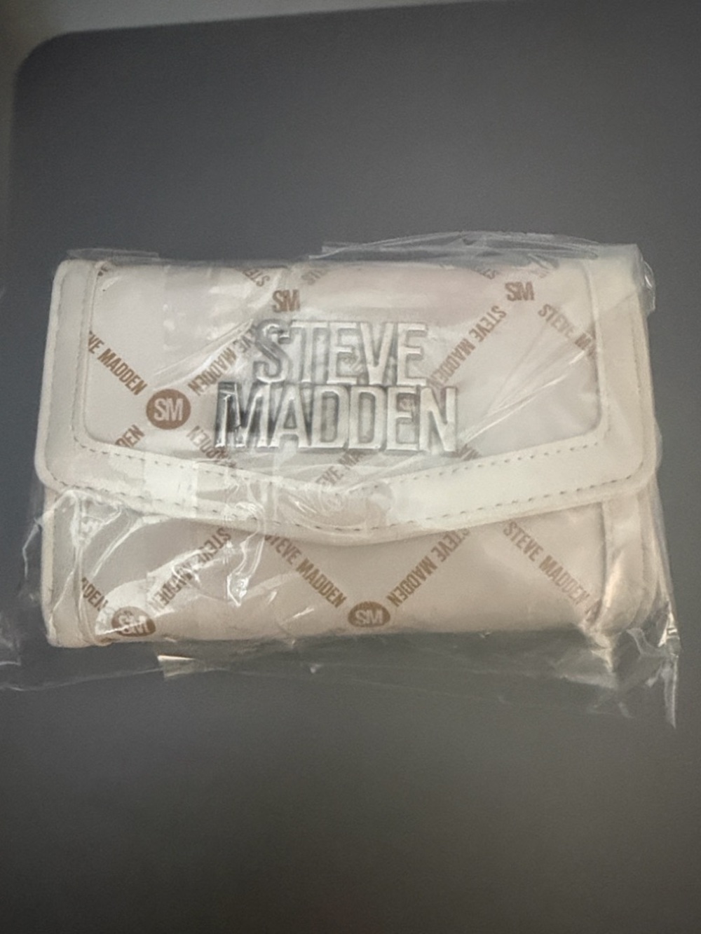 Steve Madden White Trifold Wallet with Silver Logo